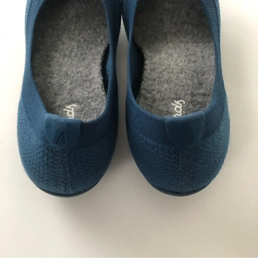 Allbirds blue Tree Breezers in woman’s size 5 slip on flexible flats wool